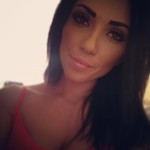 Profile picture of Elle