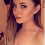 Profile picture of Charis